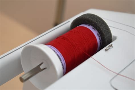 How To Thread A Sewing Machine Spool
