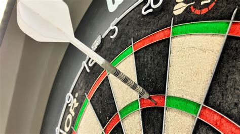 How To Throw In Darts
