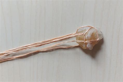 How To Tie A Crystal Necklace With String