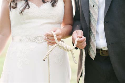 how to tie a nuptial knot