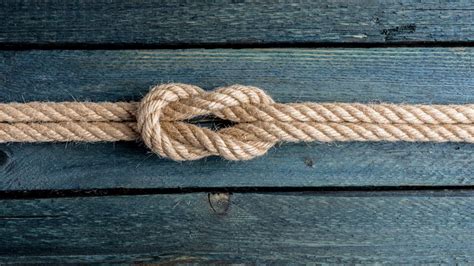 How To Tie A Secure Knot In Rope