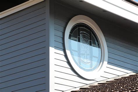 How To Trim Round Window