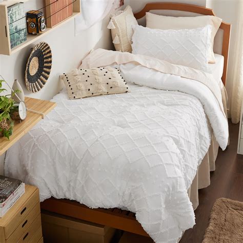 How To Use A Bed Comforter
