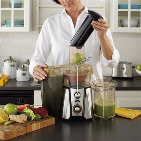 How To Use A Blender As A Juicer