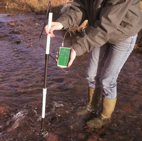 How To Use A Flow Meter In A River