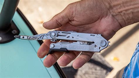 How To Use A Gerber Multi Tool