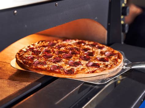 How To Use A Pizza Stone In A Convection Oven