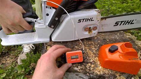 How To Use A Tachometer On A Chainsaw