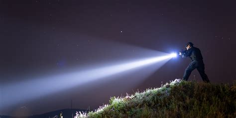 How To Use A Tactical Flashlight