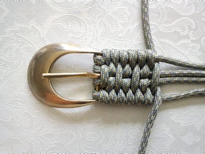 how to use a woven belt