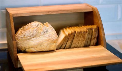 How To Use Bread Box