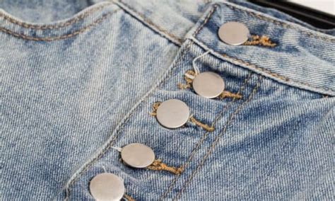 How To Use Buttons Instead Of A Zipper