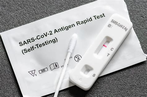 how to use covid rapid test kit at home