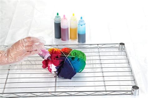 How To Use Create Basics Tie Dye Kit