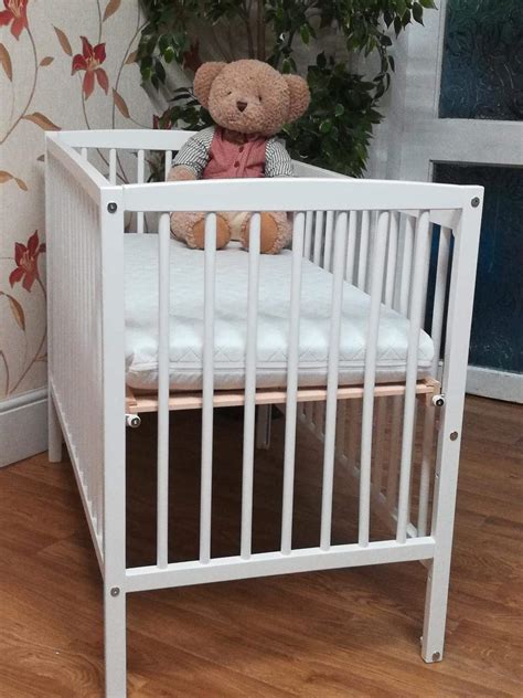 How To Use Drop Side Cot