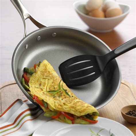How To Use Ease Omelette Pan