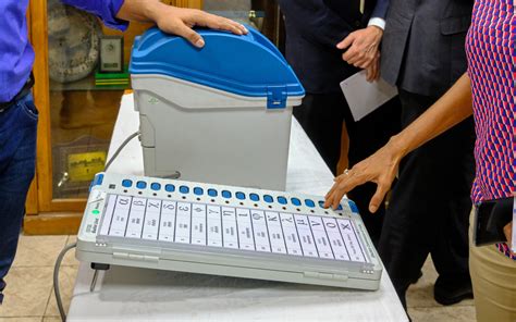 how to use evm machine for voting