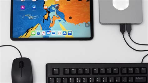 how to use keyboard and mouse on ipad