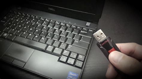 how to use pendrive in dell laptop