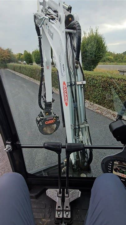 How To Use The Float On A Bobcat