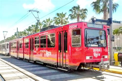 how to use the trolley in san diego