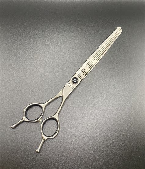 How To Use Thinner Scissors For Hair Cutting In 2023