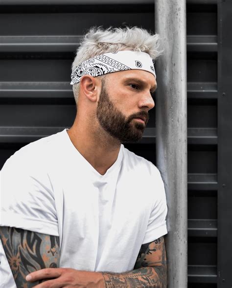 Unique How To Wear A Bandana Guys Short Hair With Simple Style
