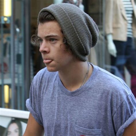 Stunning How To Wear A Beanie With Short Curly Hair Trend This Years