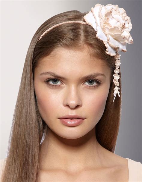 Stunning How To Wear A Fascinator With Long Straight Hair Hairstyles Inspiration