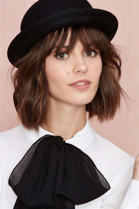  79 Stylish And Chic How To Wear A Hat With Fluffy Hair For Hair Ideas