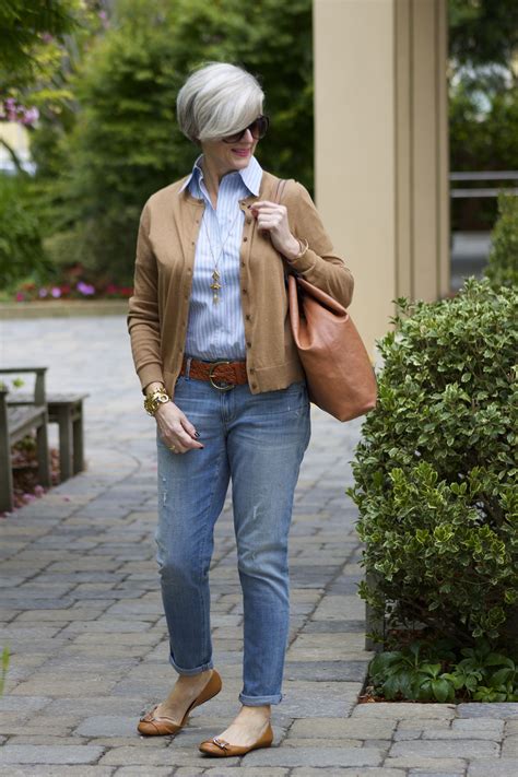 How To Wear Skinny Jeans Over 60  Tips  Tricks  And Faqs