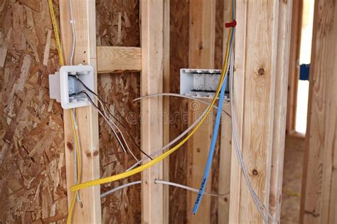 How To Wire Outlets New Construction