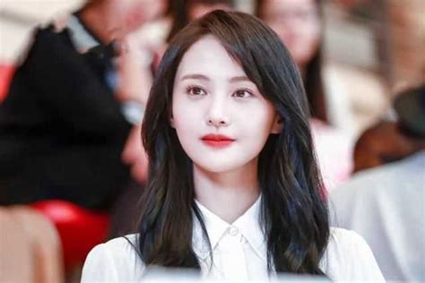 how to zheng shuang's net worth