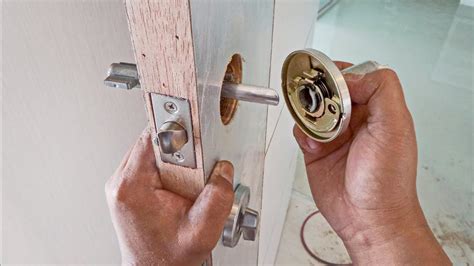 How To.install Door Handle