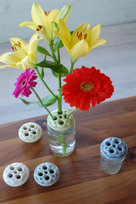 How To Use A Flower Frog Like A Pro Basic Tips For Using A Flower Frog With Dried Flowers And Fresh Stems