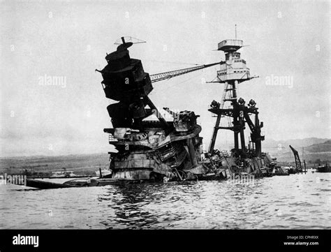 how was the uss arizona destroyed