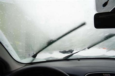 How to defog your windshield A quick guide Toyota of Orlando Blog