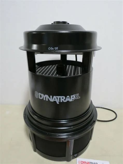 DynaTrap XL Insect Trap For 1/4 Acre W/ UV LED Bulbs Easy