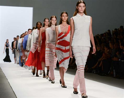 How to Get into Modeling Guide for Aspiring Models