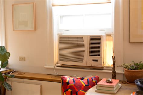21 Appealing Ideas of Using the Fence to Hide Air Conditioner Unit