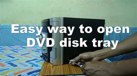 how to open disk tray on pc