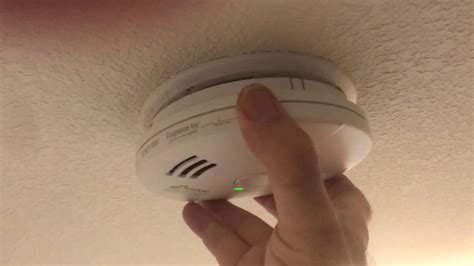 How To Remove Kidde Carbon Monoxide Detector From Wall / 1 first of all