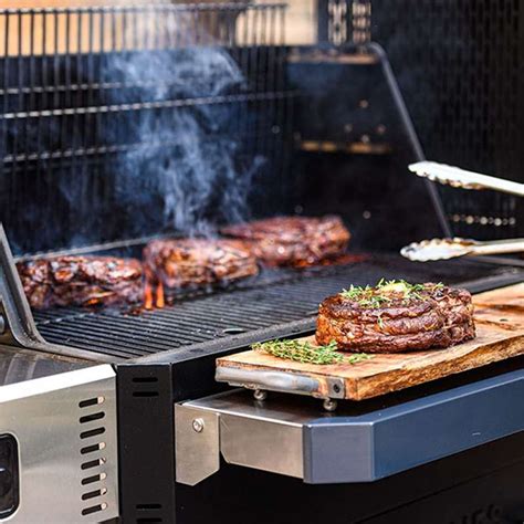 Masterbuilt Gravity Series 800 Starter Pack Digital Charcoal Griddle Grill
