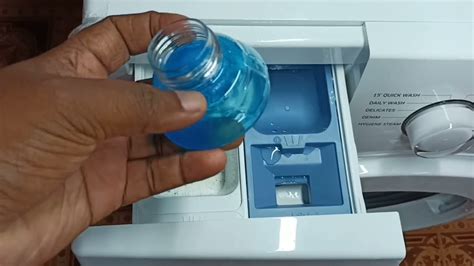 Where To Put Liquid Detergent In Washing Machine & How To Load