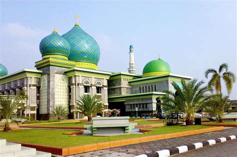 Masjid Raya An Nur Pekanbaru Bina 70 Mualaf Ekonomi Pos