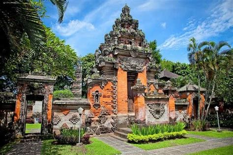 The Bali Museum editorial stock image. Image of bali 103030669