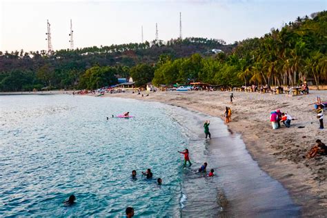 Pantai Senggigi Lombok, Wisata Alam yang Pesonanya Menggema Sejak Lama