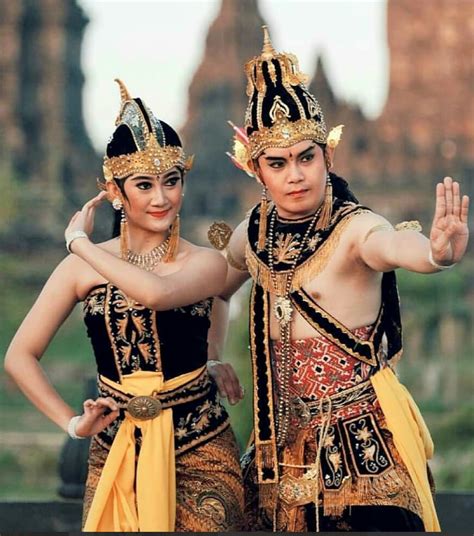 Enjoying the show of Sendratari Ramayana at Prambanan Tourism Gemza