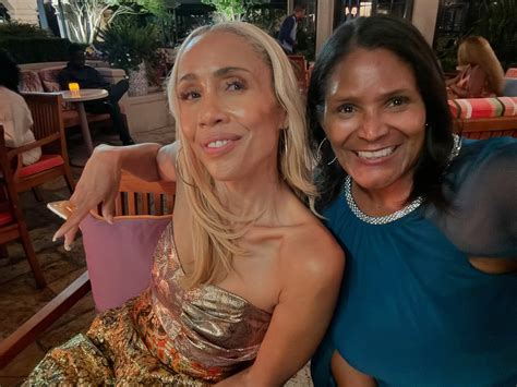 https hangouts.google.com hangouts _ netflix.com meet-rohan authuser 0