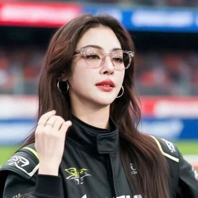 https onlyfans jadeeee98 com